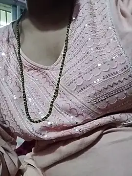 Snapshot of Sakshirani3 chatting on 06-13-26, 11:46 Sakshirani3 online show from 06-13-26, 11:46