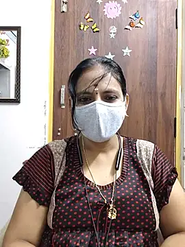 Snapshot of Tamil_white_beauty chatting on 07-21-26, 09:55 Tamil white beauty online show from 07-21-26, 09:55