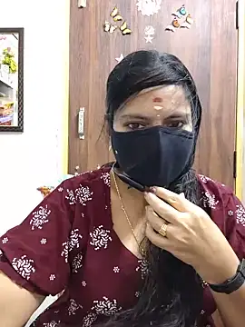 Snapshot of Tamil_white_beauty chatting on 07-22-26, 08:28 Tamil white beauty online show from 07-22-26, 08:28