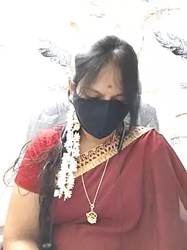 Snapshot of Tamil_white_beauty chatting on 07-28-26, 05:23 Tamil white beauty online show from 07-28-26, 05:23