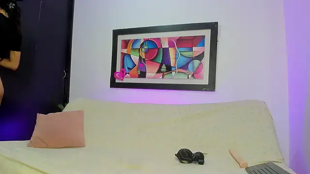 Snapshot of sweety_milk_ chatting on 06-27-26, 01:28 sweety milk online show from 06-27-26, 01:28