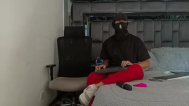 Mastergold666 online show from 07-26-26, 07:43