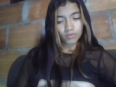 Snapshot of canelita0510 chatting on 06-18-26, 05:19 canelita0510 online show from 06-18-26, 05:19