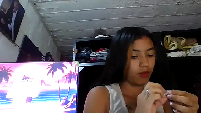 Snapshot of canelita0510 chatting on 07-19-26, 05:11 canelita0510 online show from 07-19-26, 05:11