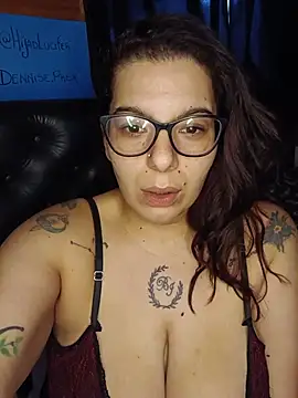 DulceBubbsyy online show from 08-03-26, 11:48