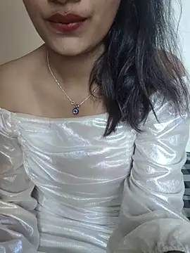 Ritika jha01 online show from 07-14-26, 06:18