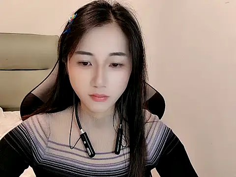 Snapshot of Qianqian-666 chatting on 06-17-26, 11:34 Qianqian-666 online show from 06-17-26, 11:34