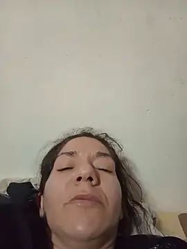 Nuevaordenjoana online show from 06-17-26, 03:57