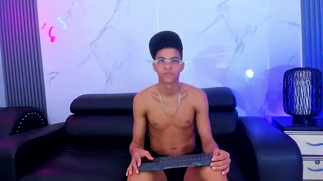 Kleyn black online show from 07-18-26, 11:25