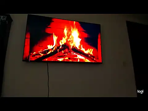 Snapshot of franshesca_000 chatting on 06-22-26, 02:24 franshesca 000 online show from 06-22-26, 02:24