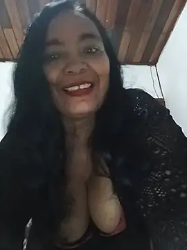 Snapshot of Ariais502026 chatting on 07-15-26, 01:27 Ariais502026 online show from 07-15-26, 01:27