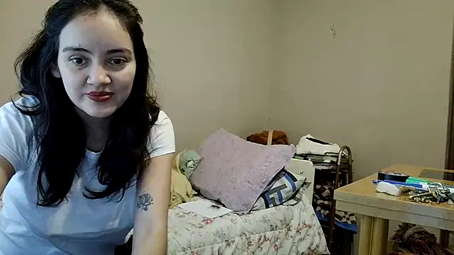 Snapshot of AishaGeisha chatting on 08-04-26, 08:11 AishaGeisha online show from 08-04-26, 08:11