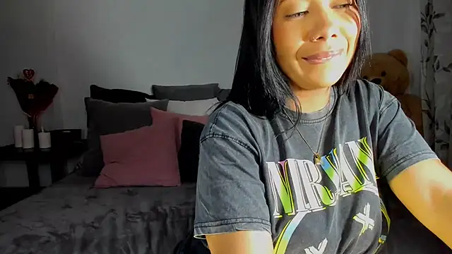 NicolePasqualott online show from 03-18-25, 12:38