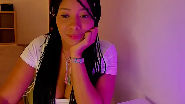 NicolePasqualott online show from 10-13-25, 08:09