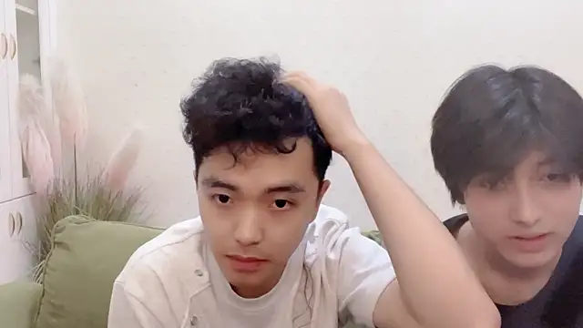 Snapshot of GF_001 chatting on 06-22-26, 06:05 GF 001 online show from 06-22-26, 06:05