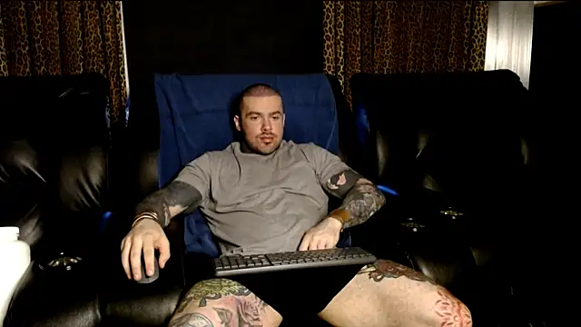 nathaniel 13 online show from 07-04-26, 12:50