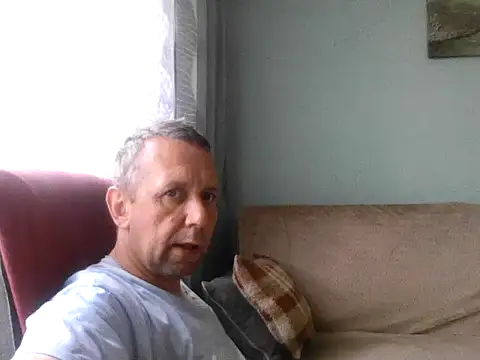 Snapshot of RafalekRozmarynowski81 chatting on 07-01-26, 05:42 RafalekRozmarynowski81 online show from 07-01-26, 05:42