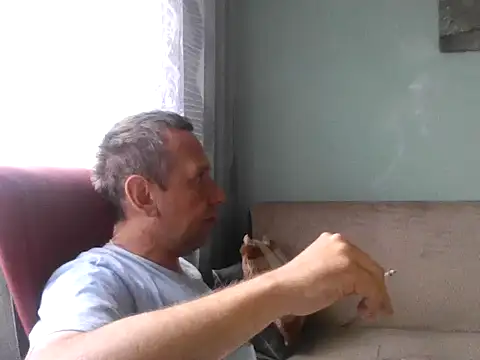 Snapshot of RafalekRozmarynowski81 chatting on 07-05-26, 05:25 RafalekRozmarynowski81 online show from 07-05-26, 05:25