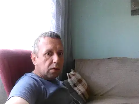 Snapshot of RafalekRozmarynowski81 chatting on 07-09-26, 06:28 RafalekRozmarynowski81 online show from 07-09-26, 06:28