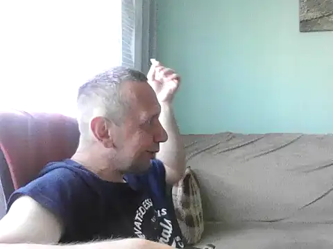 Snapshot of RafalekRozmarynowski81 chatting on 07-16-26, 05:13 RafalekRozmarynowski81 online show from 07-16-26, 05:13