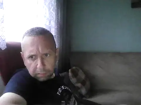 Snapshot of RafalekRozmarynowski81 chatting on 07-21-26, 04:04 RafalekRozmarynowski81 online show from 07-21-26, 04:04