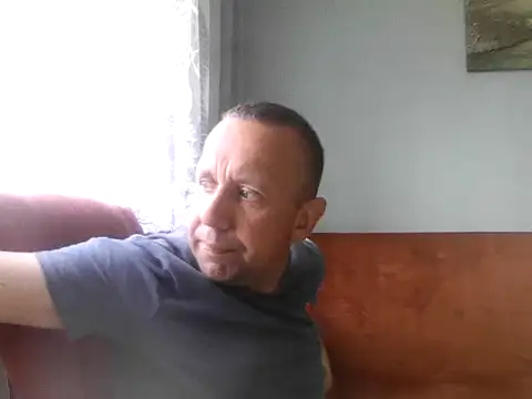 Snapshot of RafalekRozmarynowski81 chatting on 07-27-26, 01:07 RafalekRozmarynowski81 online show from 07-27-26, 01:07