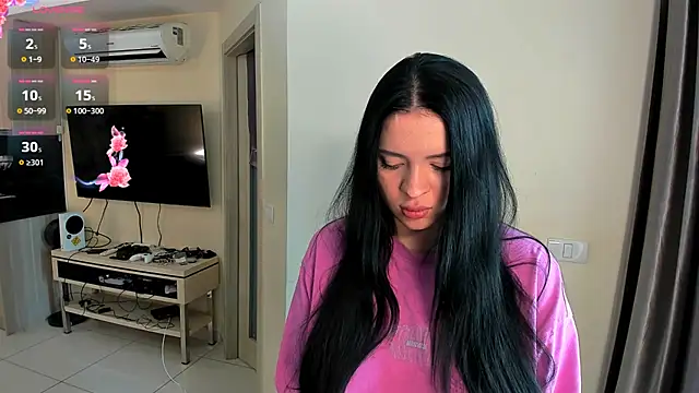 Evelyne xxo online show from 07-29-26, 02:53