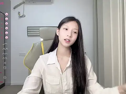Snapshot of yy-1314 chatting on 06-16-26, 11:02 yy-1314 online show from 06-16-26, 11:02