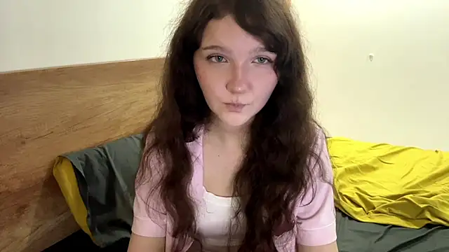 Snapshot of Ela_Wish chatting on 07-11-26, 07:27 Ela Wish online show from 07-11-26, 07:27