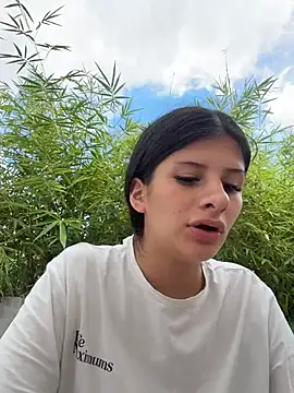 Mia Alanna online show from 06-25-26, 06:34
