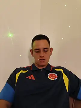 Snapshot of DANTECROS chatting on 06-24-26, 05:39 DANTECROS online show from 06-24-26, 05:39