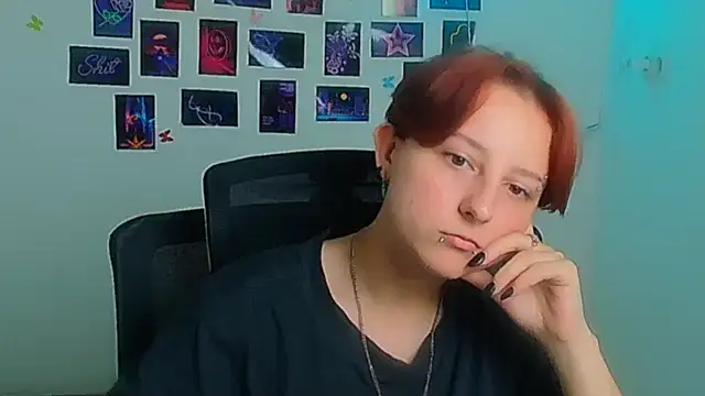 Dilara Kiss  online show from 06-17-26, 12:18