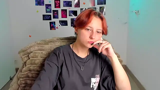 Dilara Kiss  online show from 07-11-26, 11:13
