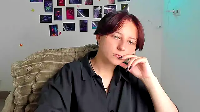 Dilara Kiss  online show from 07-16-26, 11:05