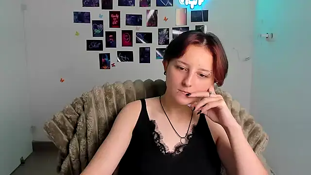 Dilara Kiss  online show from 07-28-26, 11:17