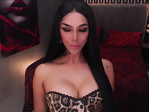 Snapshot of QueenDomOfSex chatting on 07-24-26, 09:40 QueenDomOfSex online show from 07-24-26, 09:40