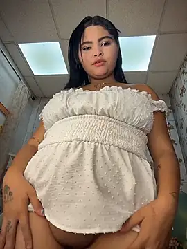 Snapshot of HoneyBunXXX chatting on 07-02-26, 01:17 HoneyBunXXX online show from 07-02-26, 01:17