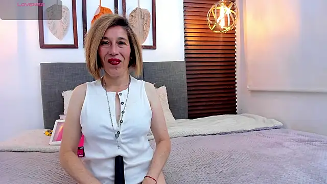 Snapshot of Margott_mature chatting on 07-25-26, 02:58 Margott mature online show from 07-25-26, 02:58