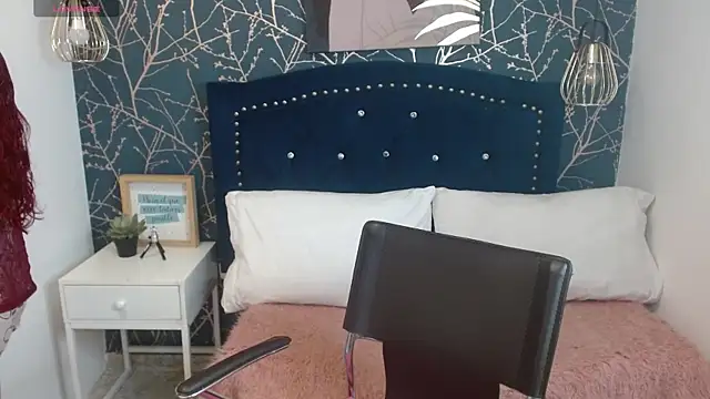 red liia tk online show from 07-23-26, 03:04