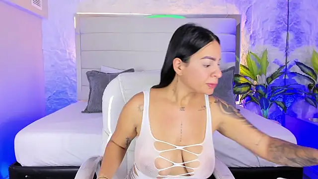 LissaBrown  online show from 06-26-26, 07:29