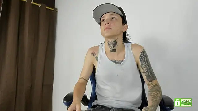 Nick TattooedGuy online show from 06-19-26, 07:17