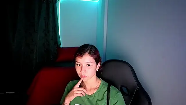 Skinny queen 20 online show from 06-19-26, 12:59