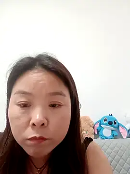 lukby0 online show from 06-18-26, 12:31