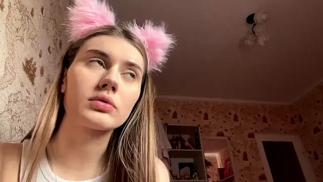 Snapshot of PrincessSkowyra chatting on 06-24-26, 03:33 PrincessSkowyra online show from 06-24-26, 03:33