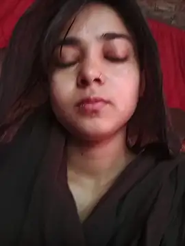 Snapshot of Simran_143 chatting on 06-21-26, 04:48 Simran 143 online show from 06-21-26, 04:48