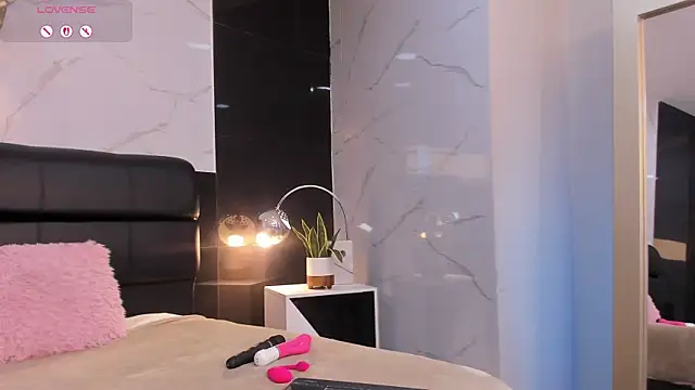 Velvet GG online show from 07-24-26, 11:41