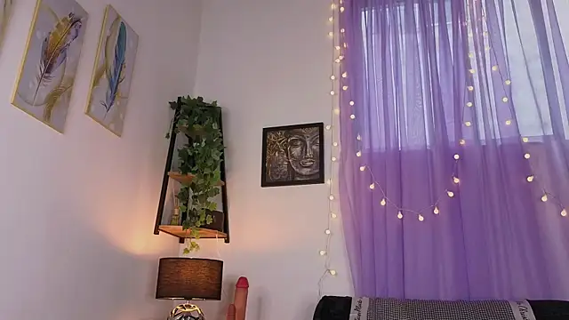 kyliesweet26 online show from 07-06-26, 08:33