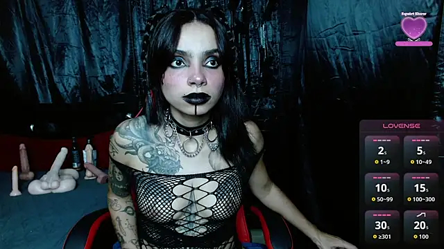 Snapshot of Electra_Darkkk chatting on 07-01-26, 05:56 Electra Darkkk online show from 07-01-26, 05:56