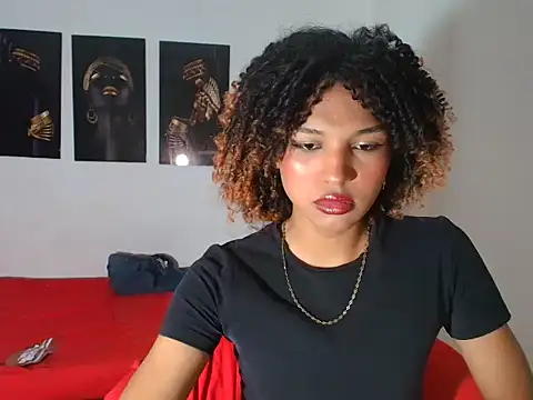 Snapshot of Elianisbigcock chatting on 07-09-26, 02:21 Elianisbigcock online show from 07-09-26, 02:21