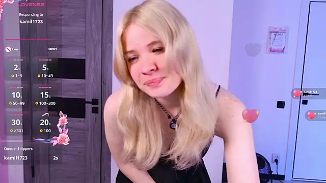 ChloeWells online show from 06-27-26, 03:44